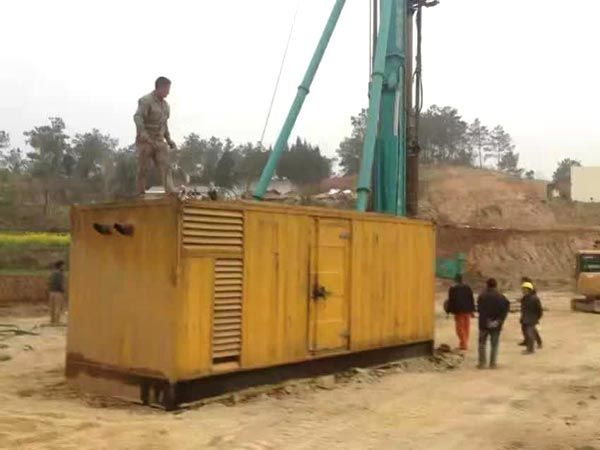 元谋如何判断水冷式机油散热器密封件是否需要更换?
